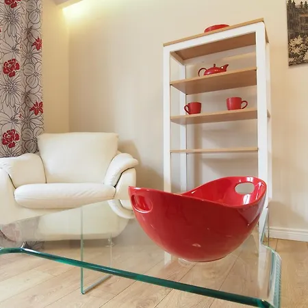 Grand Tourist Simple Rest Apartman *